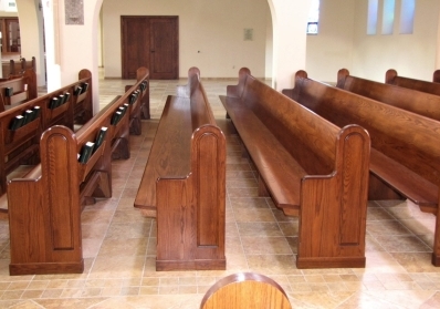 A Seat at the Table: Pews vs. Chairs in the Modern Church blog image